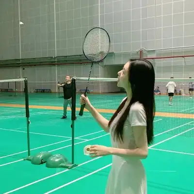 毛英琪